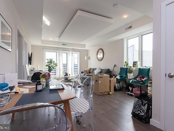 3rd image of 938 New Market St APT 401