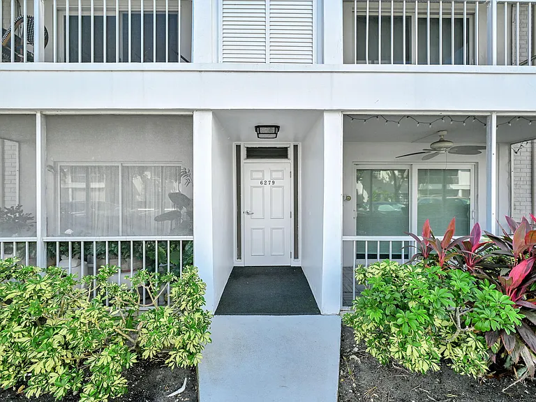6279 Bay Club Dr #3 — Photo 44