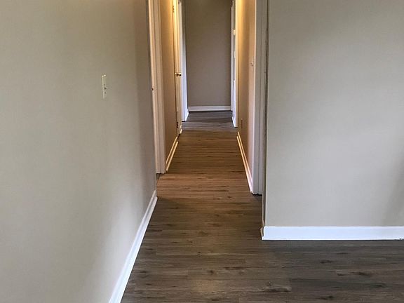 3rd image of 4361 Ashford Dr