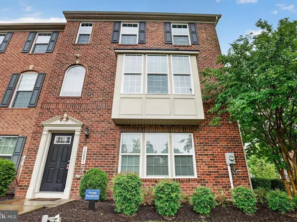 10881 Finsbury Aly, Waldorf, MD 20603