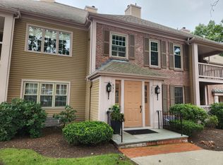 1 Highland Ct, Needham, MA 02492