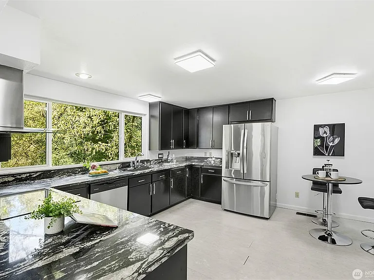 13133 66th Pl NE — Photo 15