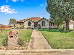 514 N Ellen St, Nixa, MO 65714