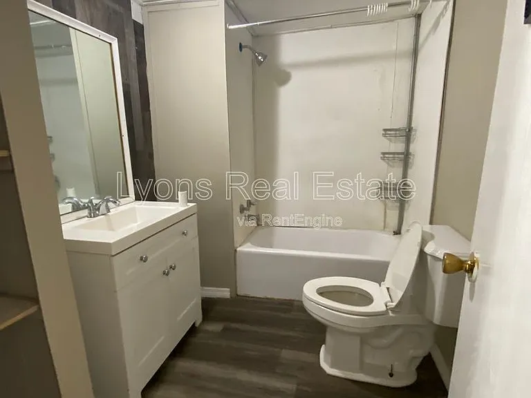 8086 Heck Dr #32 — Photo 6