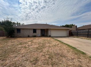 3206 Lansbrook Ct, Duncan, OK 73533