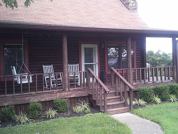 3313 front porch 3