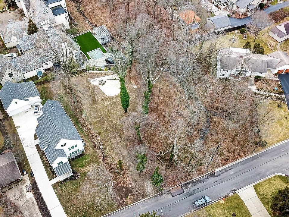 1st image of 1857 Bluff Ave