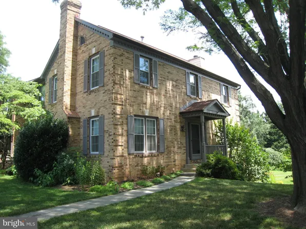 4535 Sawgrass Ct, Alexandria, VA 22312