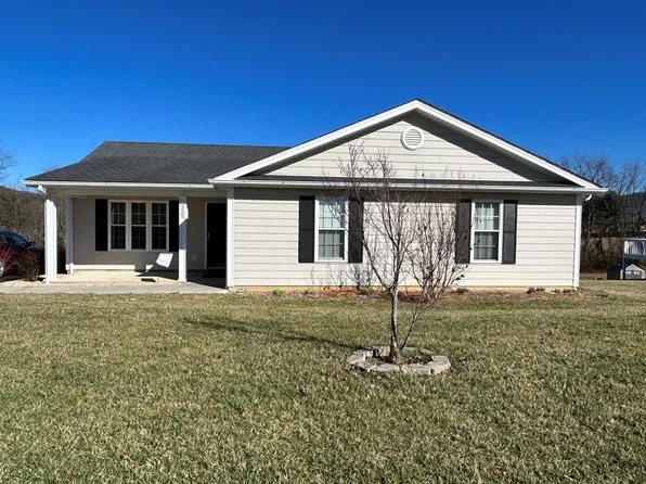 250 Deerfield Ln, Wytheville, VA 24382