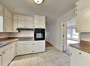 5103 Ashmont Ct, Dunwoody, GA 30338