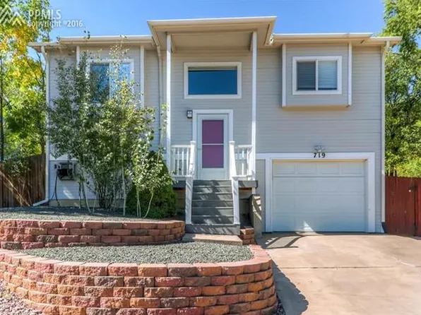 719 W Monument St, Colorado Springs, CO 80905