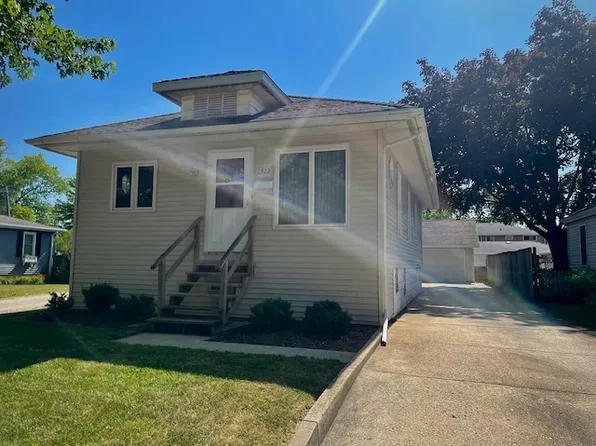 1322 N Prairie Ave, Joliet, IL 60435