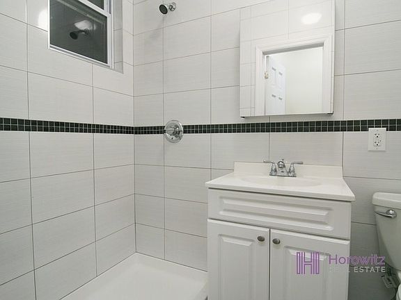 2nd image of 2525 Steinway St APT 2R