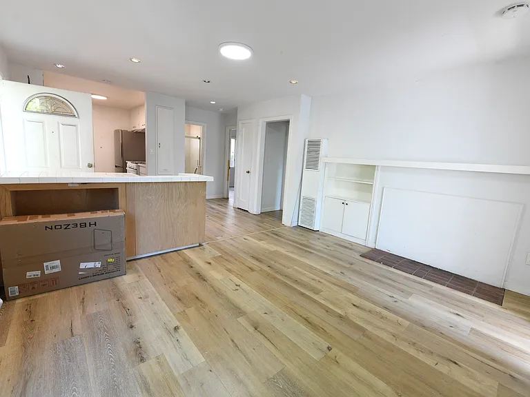 2501 Cedar St — Photo 9