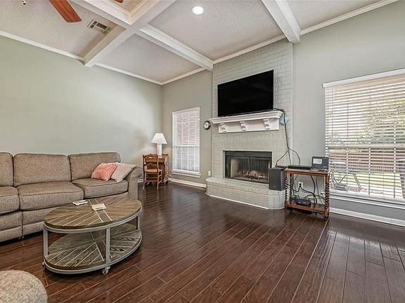 2nd image of 10824 Sierra West Dr