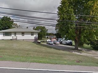 975 Killian Rd, Akron, OH 44312