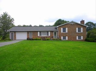 3919 Grandview Rd, Beaver, WV 25813