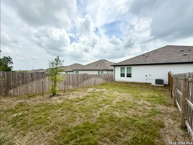 339 Nespral Dr — Photo 30