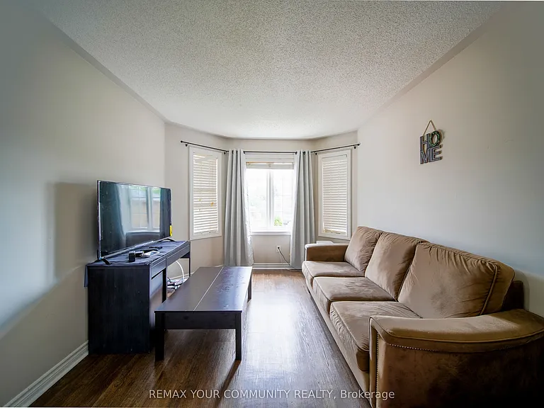 114 Bird St — Photo 8