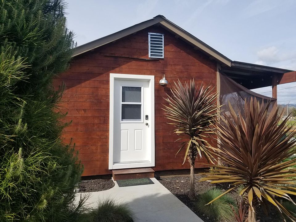 1st image of 580B Helman Ln