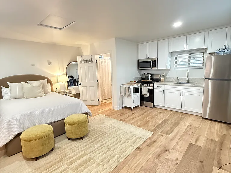 1342 Costa Ave #A — Photo 2