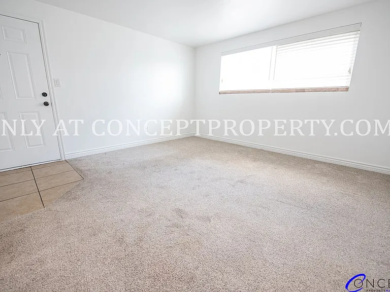466 E Woodland Ave — Photo 8