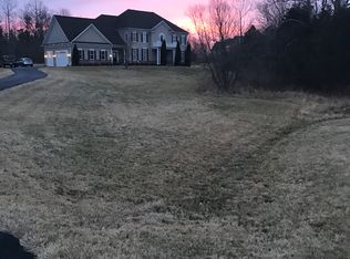 17 Stefaniga Farms Dr, Stafford, VA 22556