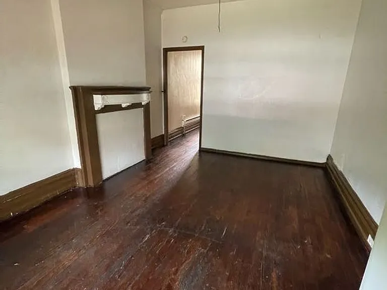 118 Windsor St — Photo 16