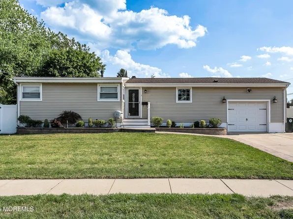 1 Colby Lane, Hazlet, NJ 07730