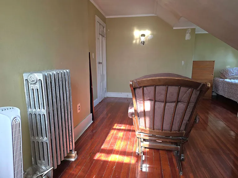 14 Delmore Rd — Photo 12