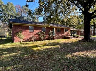 125 Pierce Rd, Columbus, MS 39702