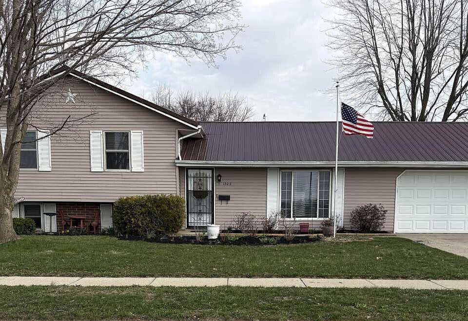 1st image of 1302 Nagel St