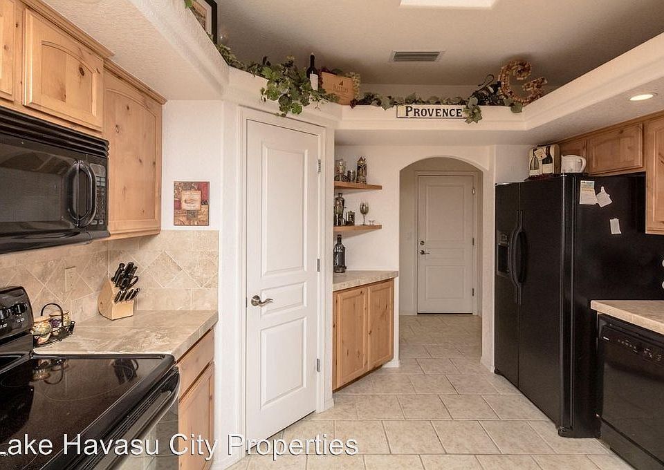 1st image of 3006 Maracaibo Ct