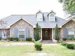 63 Sandy Smith Rd, Poplarville, MS 39470