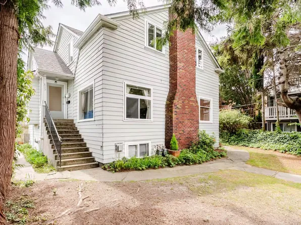 615 Comstock St, Seattle, WA 98109