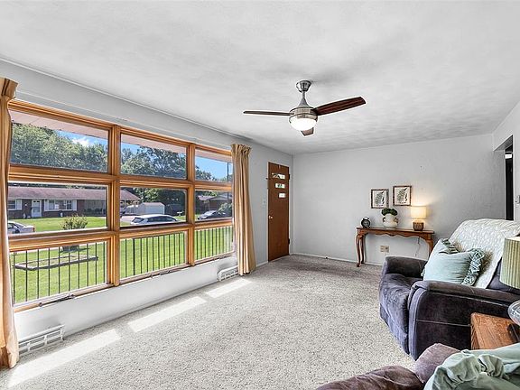 5th image of 1161 Landgraf Dr