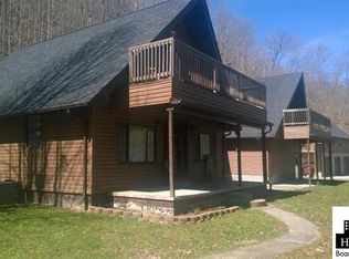 42 McClarity Frk, Branchland, WV 25506