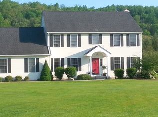 301 Poplar Rd, Riegelsville, PA 18077
