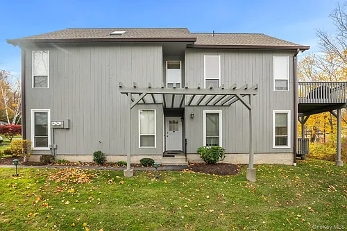 11 Woods Brooke Ln #1 Photo 1