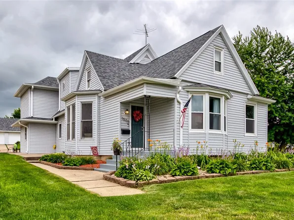 1506 W Main St, Marshalltown, IA 50158