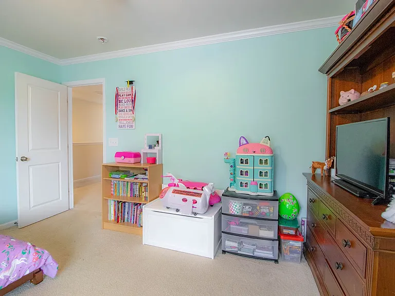 134 Hamilton Grove Dr — Photo 29