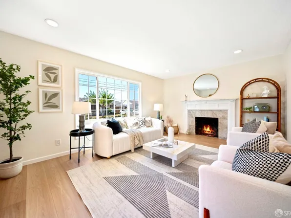 15042 Edgemoor St, San Leandro, CA 94579