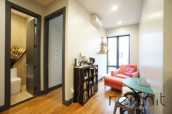 Rented by Rennit Inc. | media 4