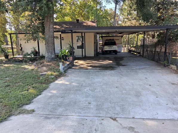 212 Magnolia Point Dr, Huffman, TX 77336