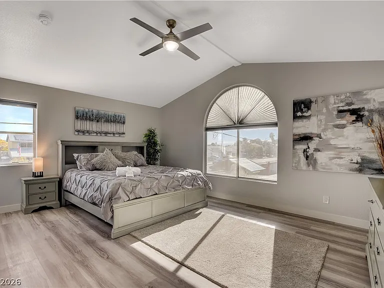 7301 Casa Solar Ct — Photo 21