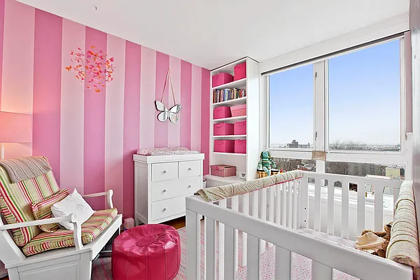 Sold by Corcoran | media 21