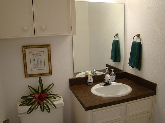 4th image of 4014 Angelina Dr