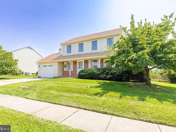 4th image of 709 Eastwood Ct
