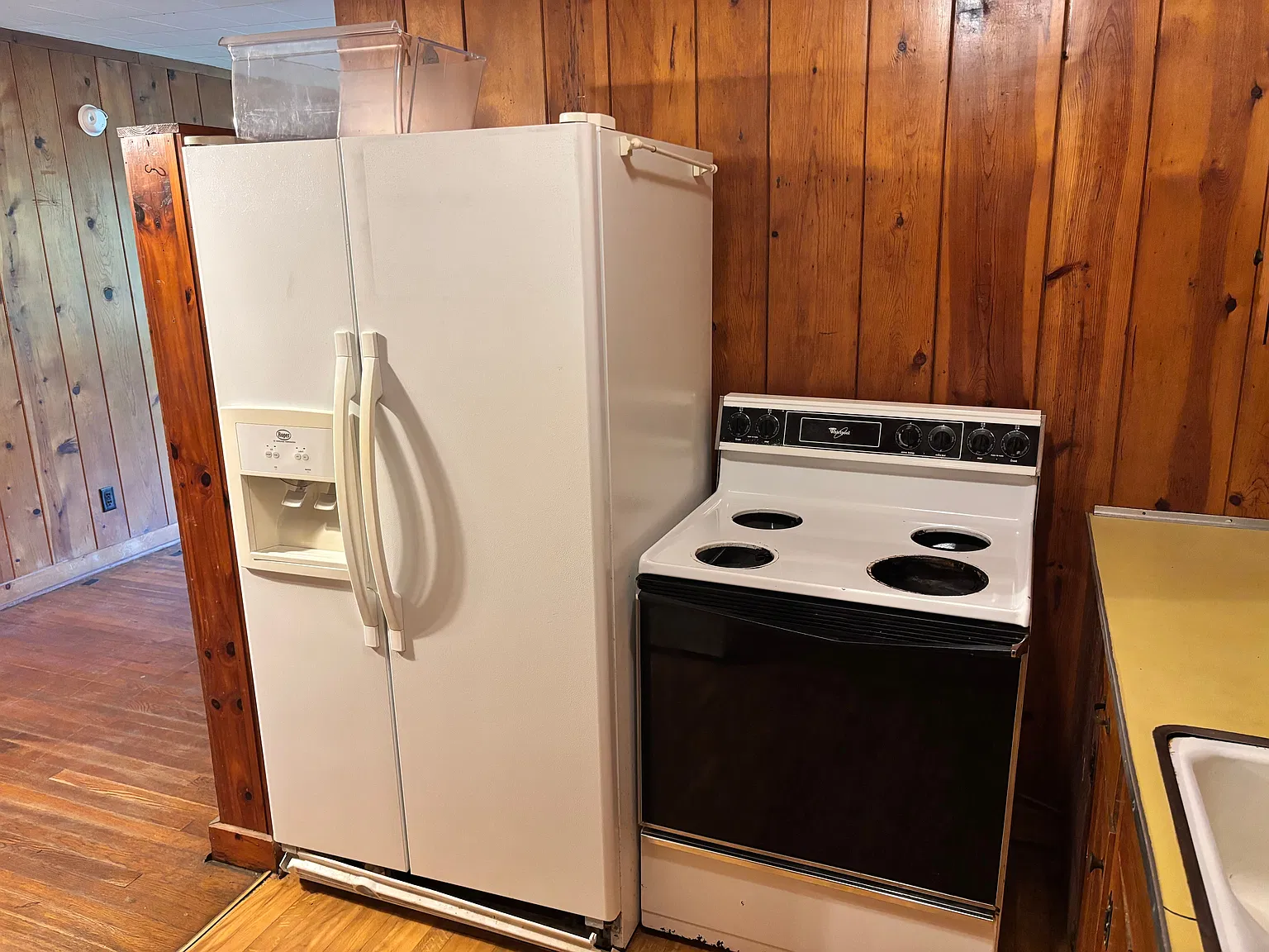 2 bed, $995 — Photo 3