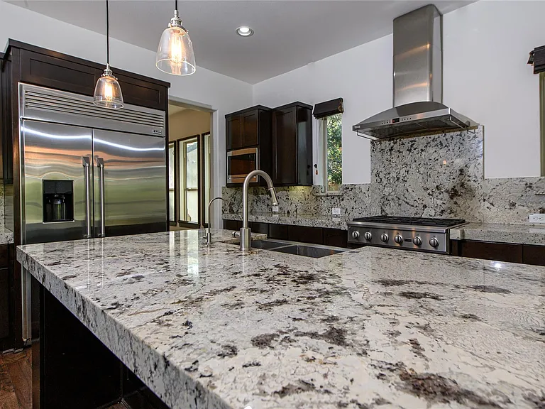 30 Freestone Stream Pl — Photo 18